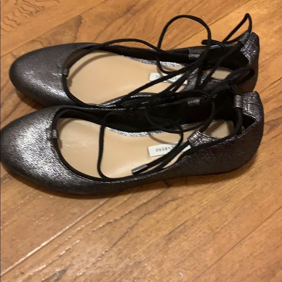 Diane von furstenberg silver lace up ballet flat - Picture 4 of 6